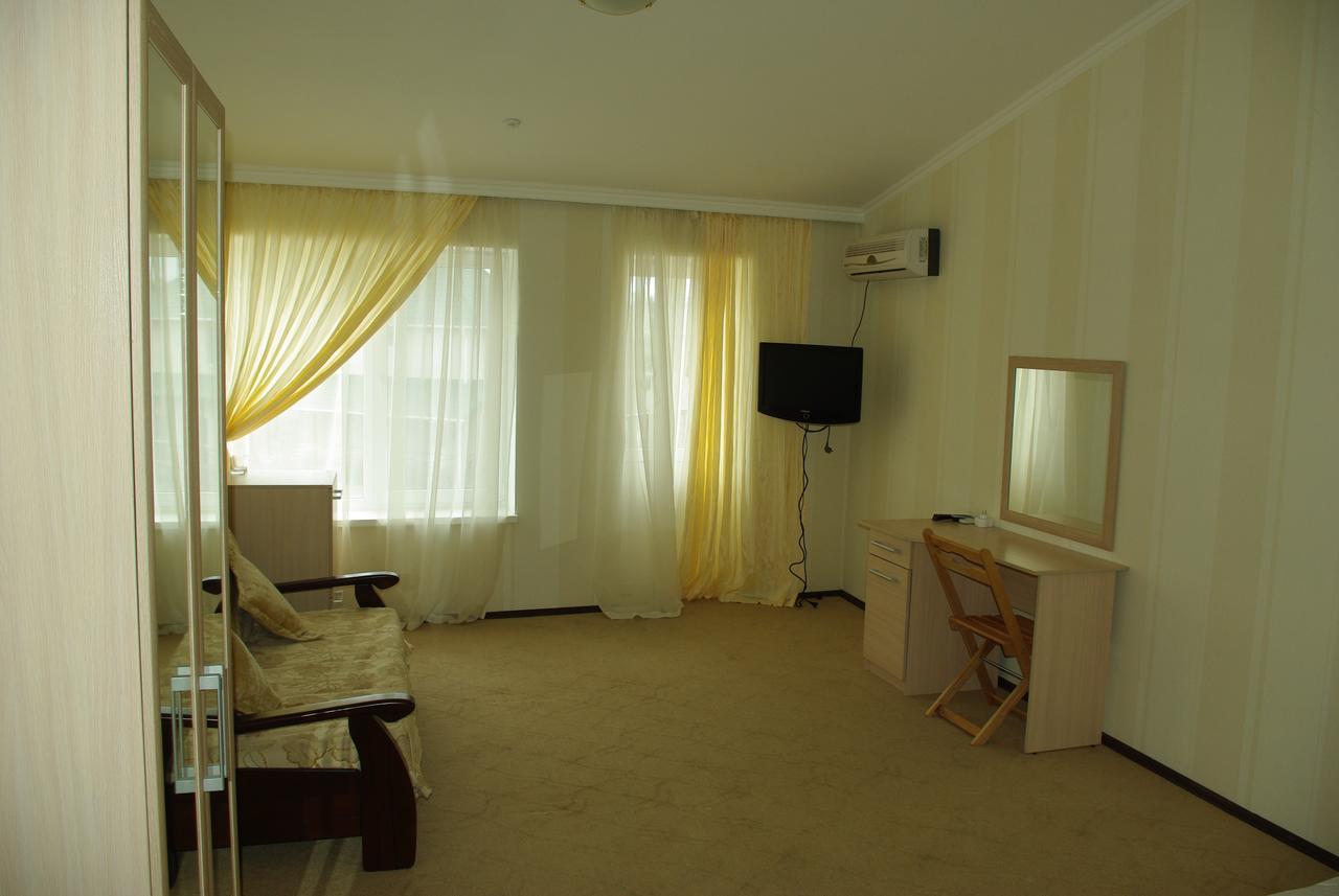Hotel Allians 科布列韦 外观 照片